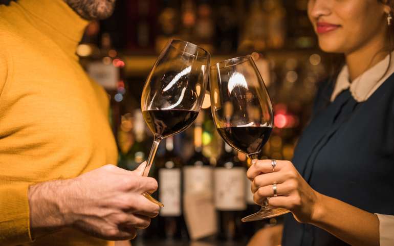 ¡Déjate cautivar por el Vino Mexicano!